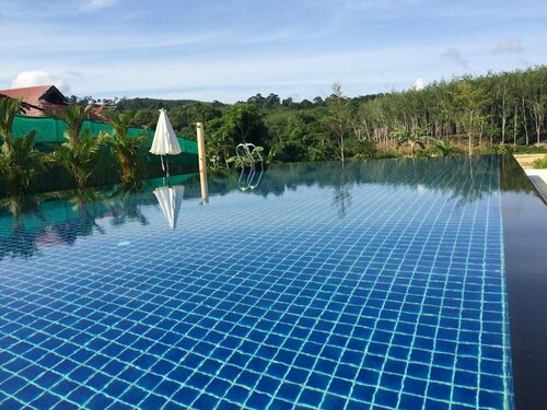 Phuket Airport Villa, Забронировать Вилла Най-Янг-Бич Пхукет