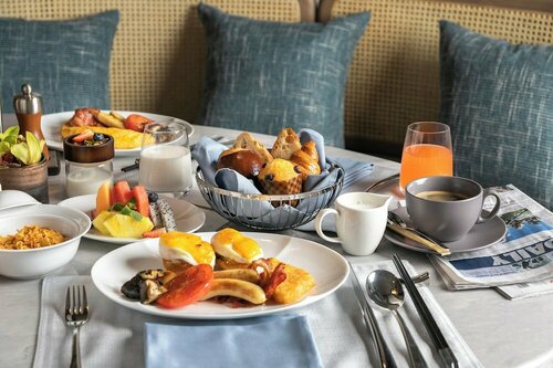 InterContinental Xi'an North by IHG, Book Hotel Hoteller i Shaanxi med parkering, Parkering