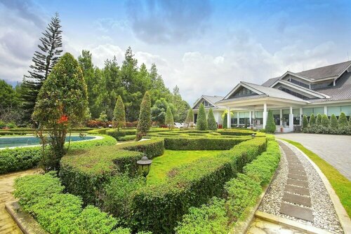 Lido Lake Resort by MNC Hotel, Buchen Sie Hotel Caringin 