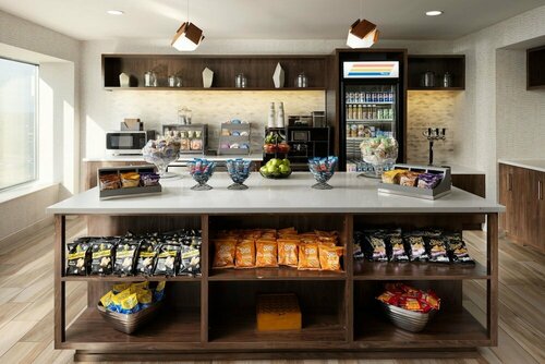 Delta Hotels by Marriott Philadelphia Airport, Забронировать Отель Отели Филадельфии с бассейном, Бассейн