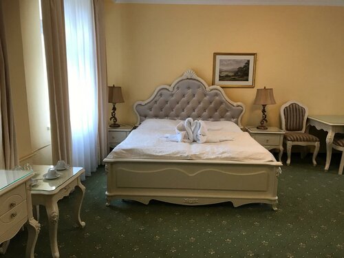 Hotel Saint Petersburg, Забронировать Отель Карловы Вары Карловарский край
