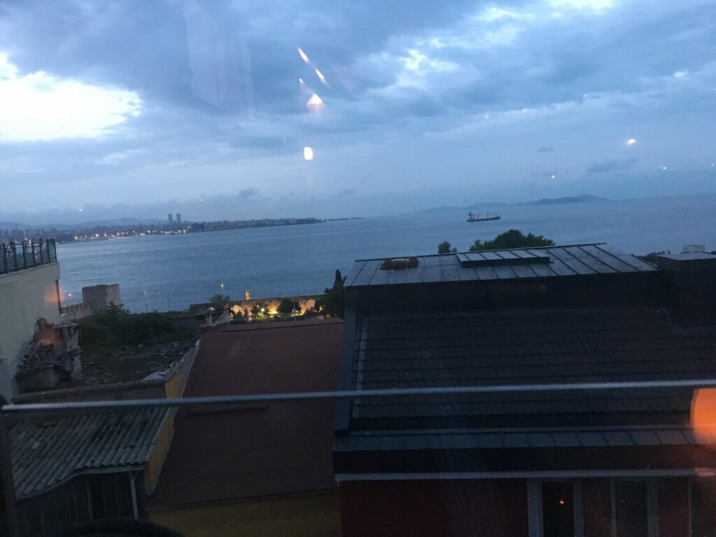 ‪Tria Hotel Istanbul‬