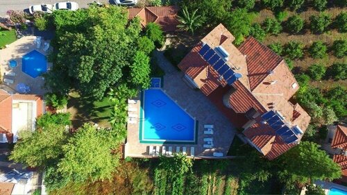 Meryem Ana Apartments