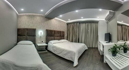 Hotel Oresti Center, Забронировать Отель Отели области Тираны с парковкой, Парковка