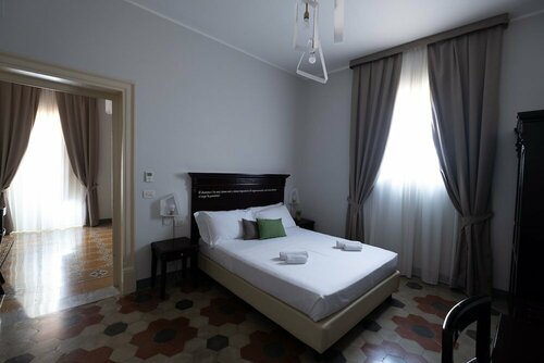 Borgo di Ciàula, Брондау Қонақ үй Santa Flavia қаласындағы таңғы ас қосылған қонақ үйлер, Таңғы ас