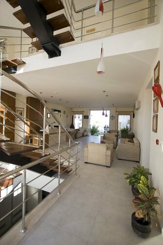 Club Pomalin, Prenota Hotel Oren 