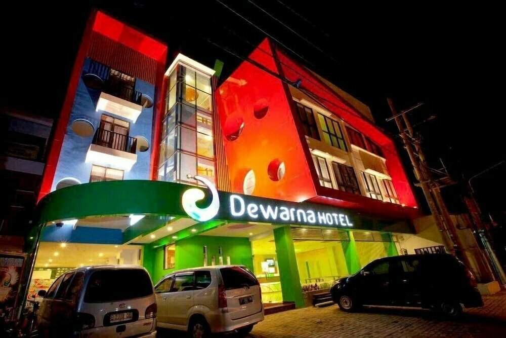 Dewarna Hotel Arifin