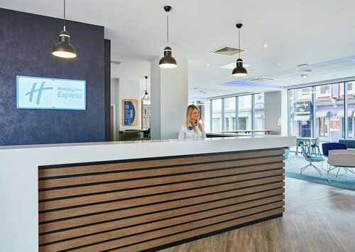 Holiday Inn Express Grimsby by IHG, Varaa Hotelli Hotellit Merseyside aamiaisella, Aamiainen