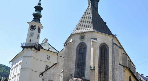 Hotel Kerling, Забронировать Отель Отели Банска-Штьявница с парковкой, Парковка