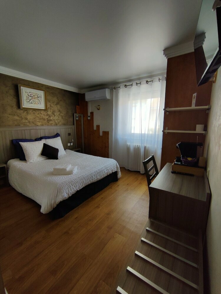 Influences Restaurant-Hotel