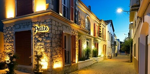 Petite Boutique Hotel, Book Hotel Ildir Aegean Region
