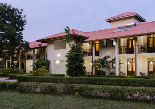 Hotel Chenra, Забронировать Отель Отели Хамбантота 3 звезды, 3*