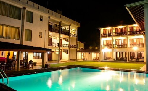Ranmal Beach Hotel, Забронировать Отель СПА-отели Хиккадува, рядом с Пляж Хиккадувы, SPA-услуги