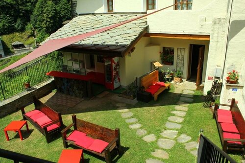 Lou Creton di Luì Hostel, Prenota Ostello Pontboset Valle d'Aosta