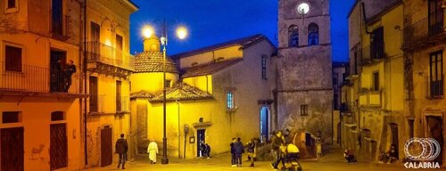 Castelvetere Hotel, Rezervasyon Otel Focà Kalabriya