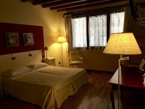 Agriturismo Corte Rocca, Prenota Agriturismo San Giorgio Bigarello 