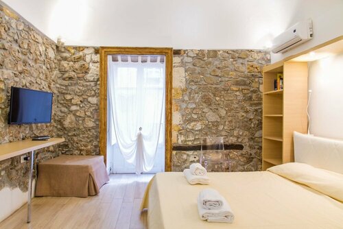 Kefa Holiday - Balcone sul Mare, Забронировать Отель Чефалу Madonie Regional Natural Park, рядом с Железнодорожная станция Чефалу