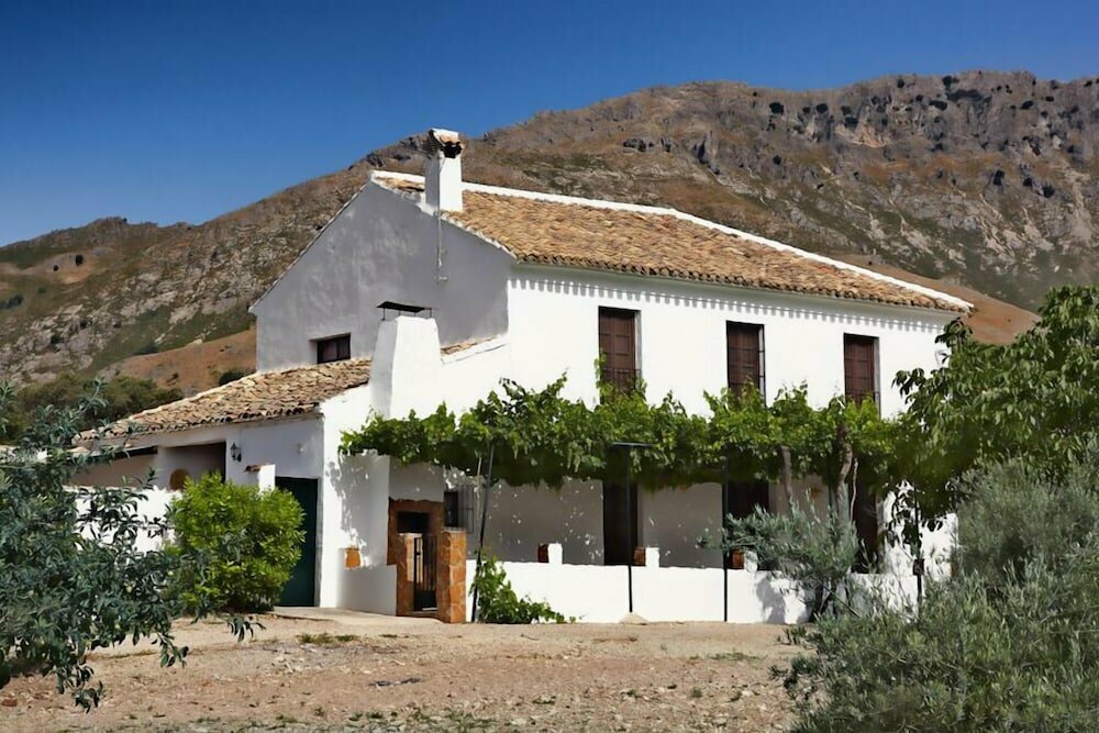 Cortijo El Llano Priego de Córdoba by Ruralidays