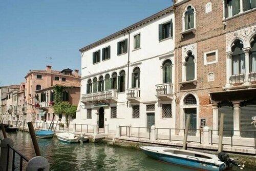 Host Hotel Venice, Забронировать Отель Дорсодуро Венеция, рядом с Palazzo Franchetti