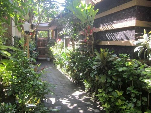 Di Kubu Homestay, Buchen Sie Hotel Denpasar Hotels mit Frühstück, Frühstück