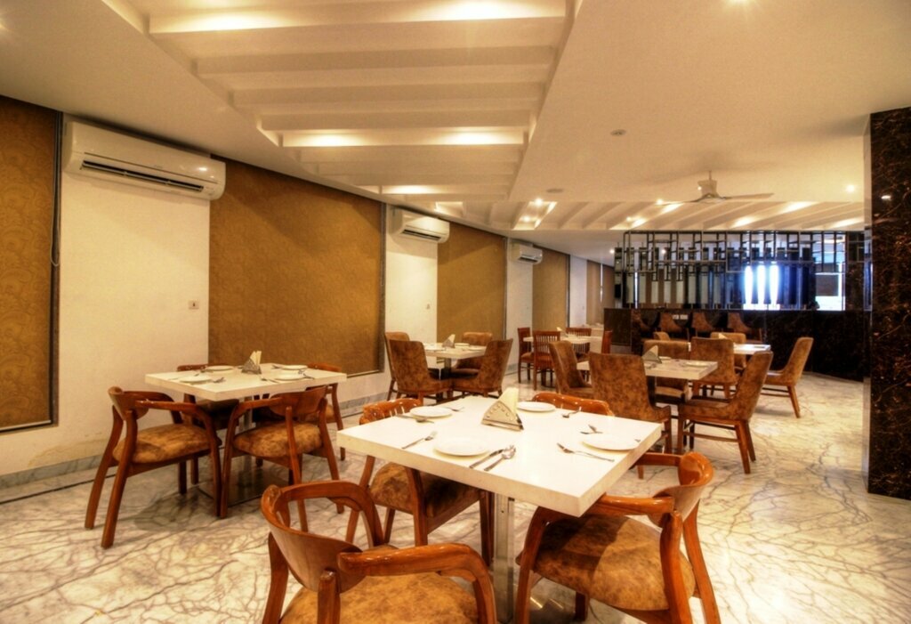 Hotel Almati Inn