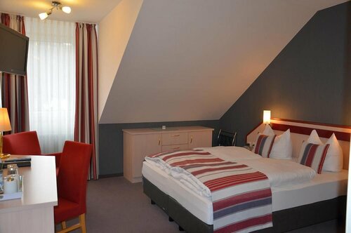 Flair Hotel am Rosenhügel - Garni, Забронировать Отель Кохем Хунсрюк