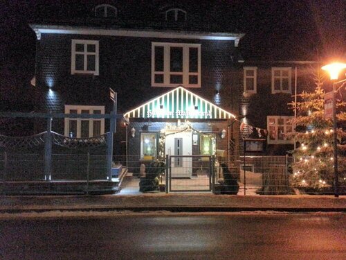Pension Haus am Waldesrand, Prenota Hotel Oberhof Rennsteig, vicino a Fallbachlift