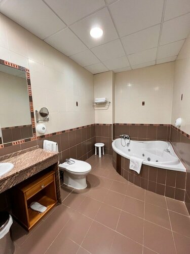 Hotel Las Tablas, Book Hotel Hoteller i Castilla-La Mancha med parkering, Parkering