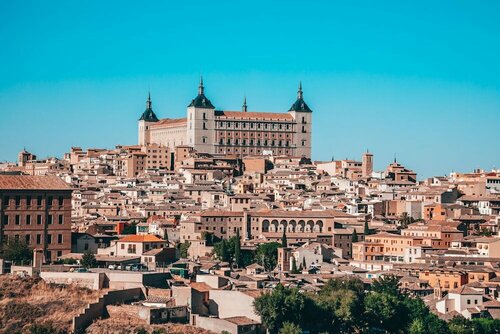 YIT Conquista de Toledo, Забронировать Отель Толедо Toledo Province, рядом с Железнодорожный вокзал Толедо