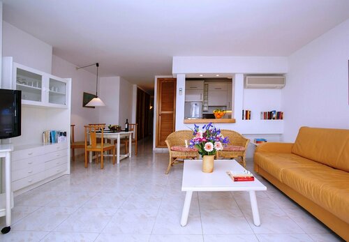 Edificio Puerto, Book Hotel Ses Salines Mallorca