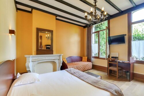 Brit Hotel Notre Dame, Забронировать Отель Валансьен О-де-Франс