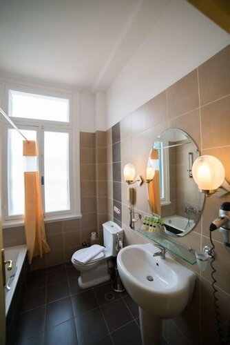 Delphi Art Hotel by Prima Hotels, Забронировать Отель Метаксургио Афины, рядом с Театр Микро Паллас