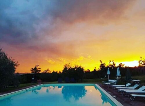 Locanda di Santantimo, Брондау Қонақ үй Chiassa Superiore қаласындағы жүзу бассейні бар қонақ үйлер, Жүзу бассейні