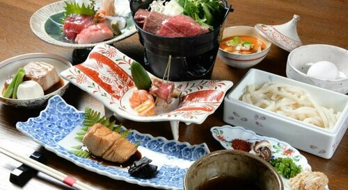 Kinshuusanso, Buchen Sie Ryokan Kawaba Gunma