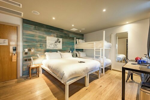 Stay Central Hotel, Забронировать Отель Старый город Эдинбург, рядом с Железнодорожный вокзал Эдинбург-Уэверли