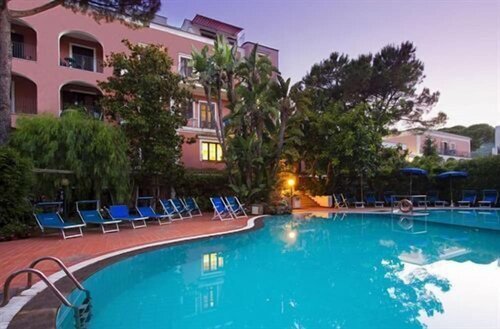 Hotel San Valentino Terme, Забронировать Отель Искья остров Искья