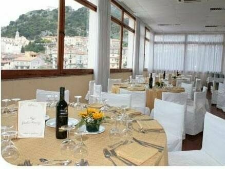 Hotel Isola di Lauria, Забронировать Отель Лаурия Инфериоре Базиликата
