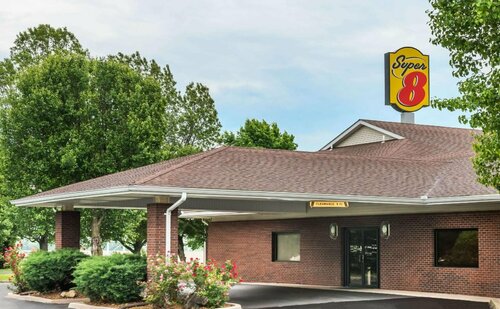 Settle Inn & Suites O'Fallon, Varaa Hotelli O'Fallon Illinois