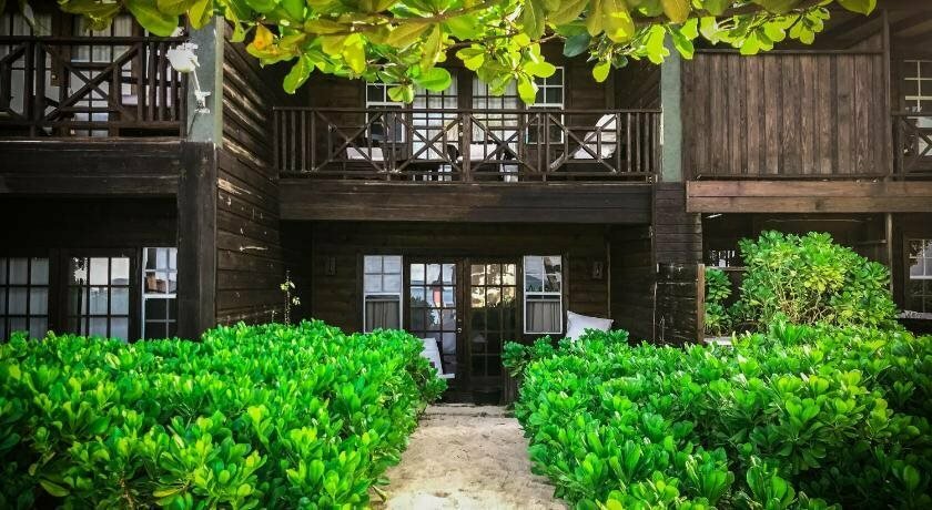 Keyonna Beach Resort