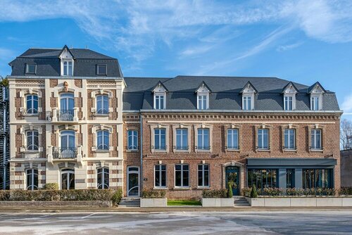 Mayrena Hotel Restaurant, Book Hotel Hotels in Upper Normandy with Parking, Parking