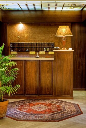 Nicola Hotel, Забронировать Отель Отели Афины с парковкой, рядом с Эпиграфический музей, Парковка