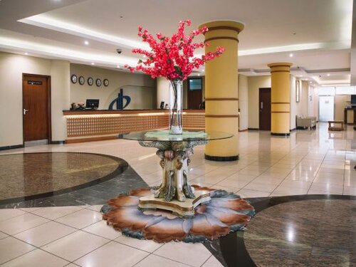 The Panari Hotel, Book Hotel Nairobi hoteller med pool, Swimmingpool