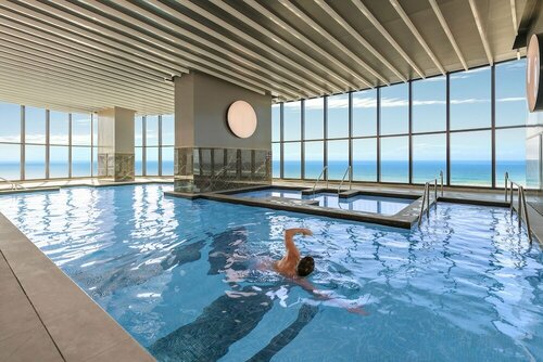 Meriton Suites Surfers Paradise, Забронировать Апарт-отель СПА-отели Голд-Кост, рядом с Infinity Maze, SPA-услуги