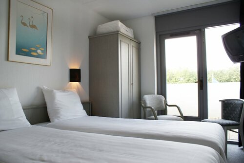 Fletcher Hotel - Restaurant Nieuwvliet Bad, Забронировать Отель Ньювлит Zeeuws-Vlaanderen