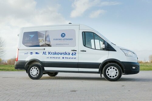 Air Hotel, Book Hotel Hoteller i Masovia med parkering, Parkering