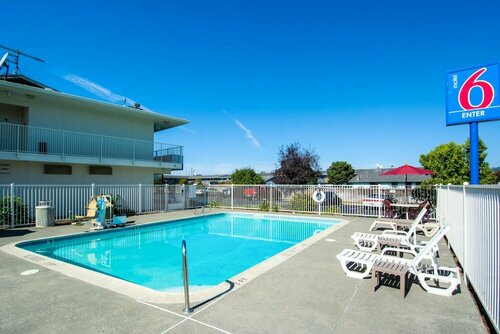Motel 6-Arcata, CA Cal Poly Humboldt, Забронировать Мотель Арката Humboldt County