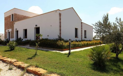 Agriturismo La Concordia, Book Hotel Hoteller i Paceco med pool, Swimmingpool