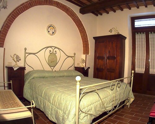 Agriturismo Santa Margherita, Book Hotel Pozzuolo Siena Area