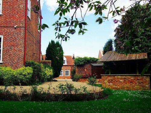 Wrangham House Hotel, Book Hotel 3-stjernede hoteller i Merseyside, 3*