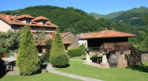 La Casona De Entralgo, Book Hotel Pola de Laviana. Asturias
